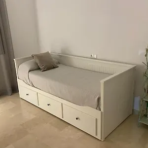 Central 3 Bed Apt With Pool And Parking , Estepona España